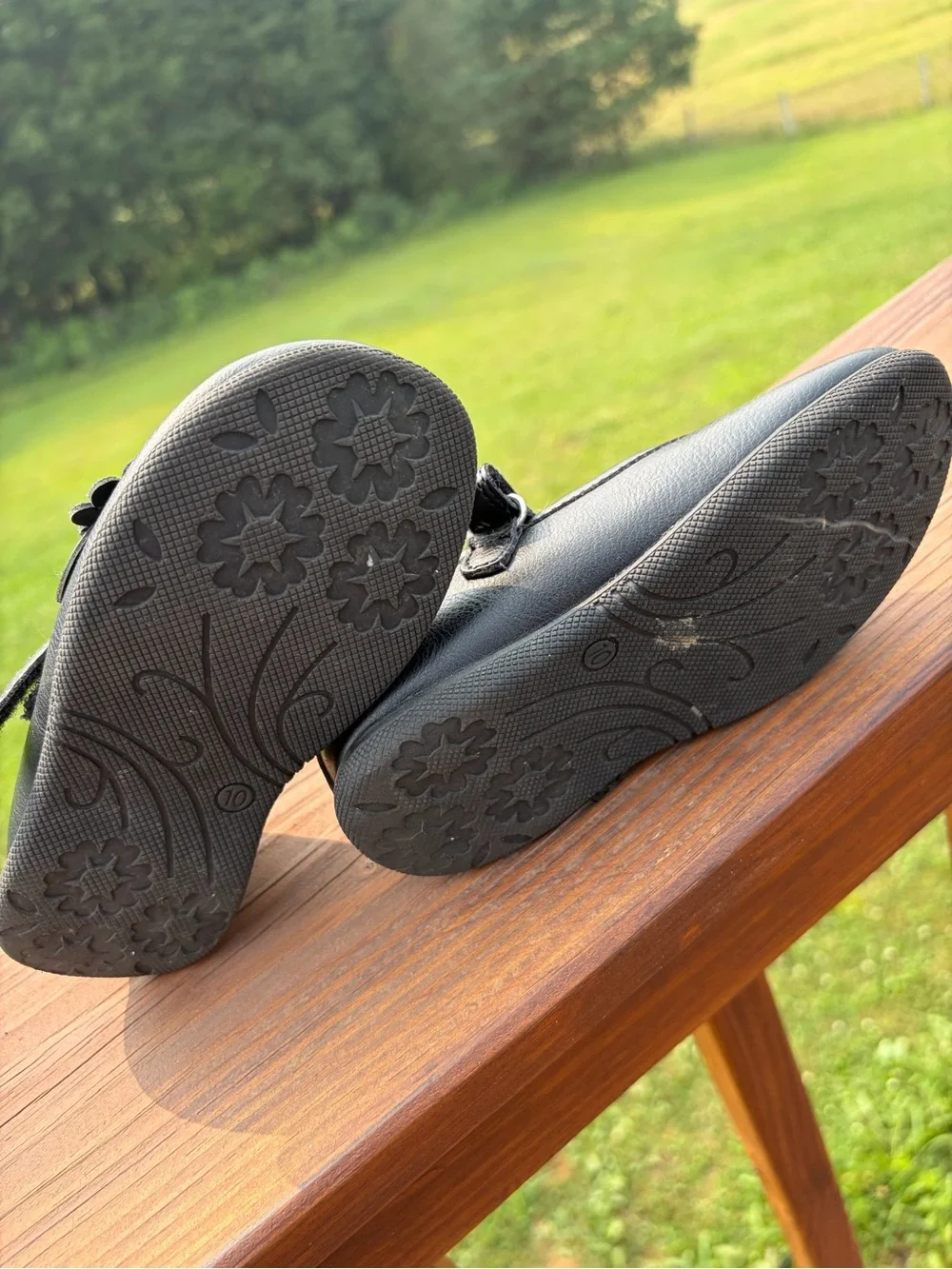 Girls Black Mary Jane Floral Strap Shoes